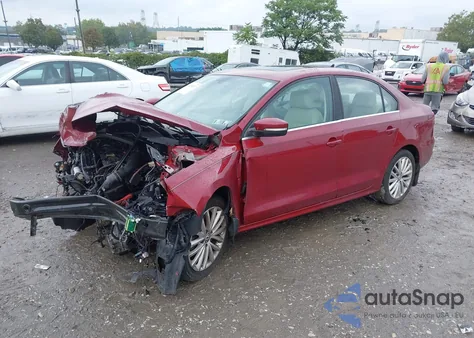 2016 Volkswagen Jetta 1.8T Sel from USA, damaged, VIN 3VWL17AJ8GM203376